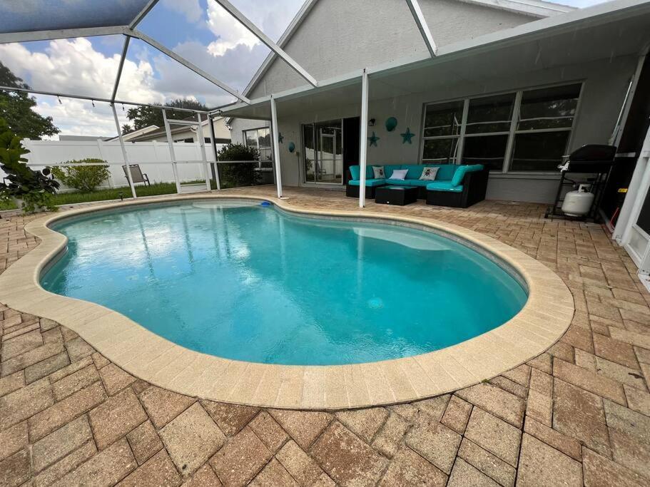Villa Tampa Getaway Pool House Exterior foto